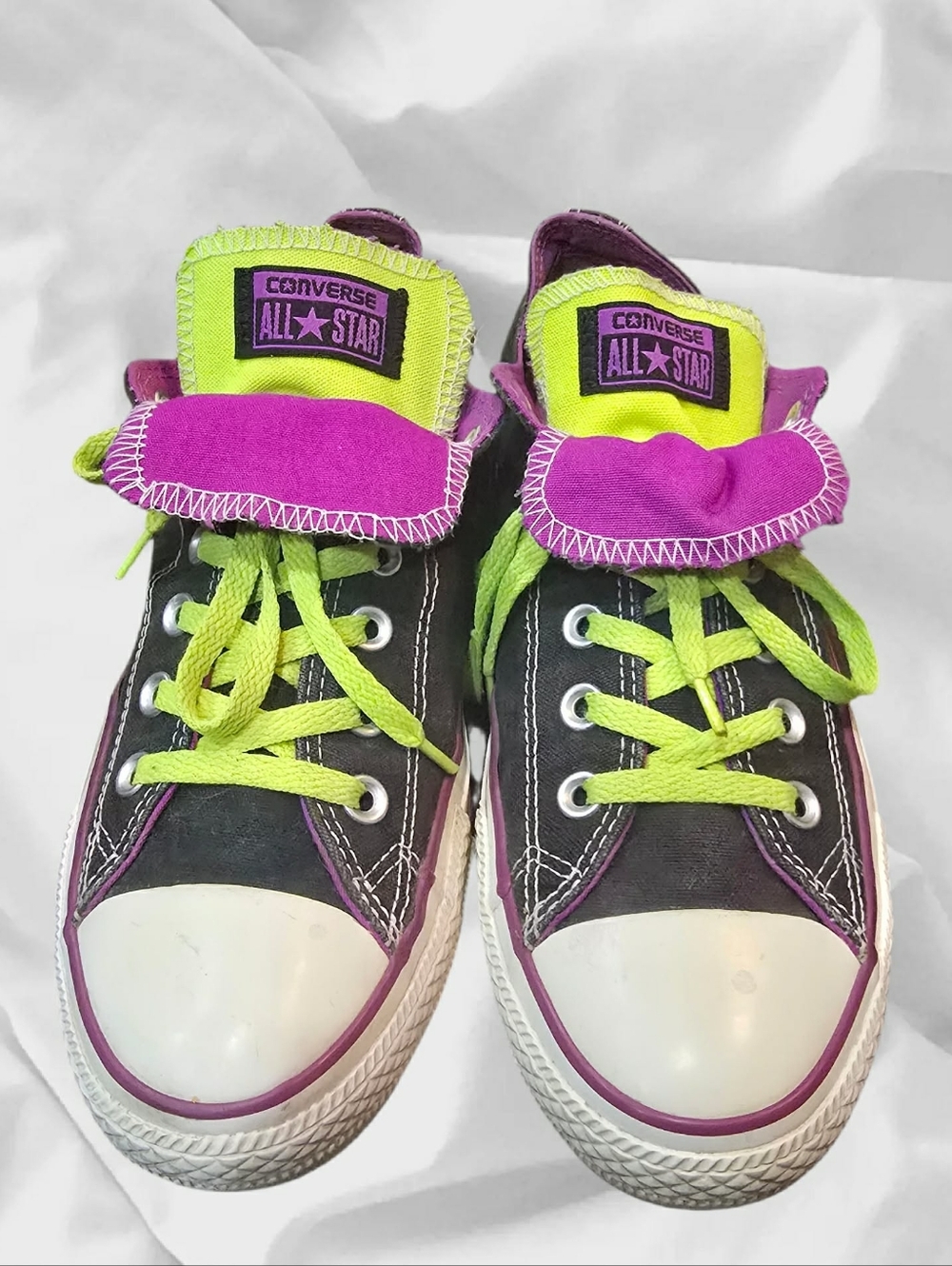 Fantastic! Converse All Stars Double Tongue Ox Low Top Sneakers